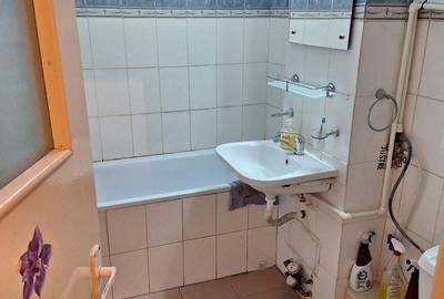 Garsonieră în Micro 17 - 4