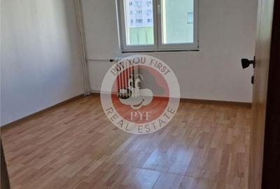 Apartament cu 3 camere decomandat în Vitan - 6