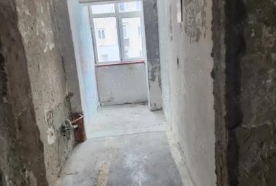 Apartament cu 2 camere decomandat în Central - 2