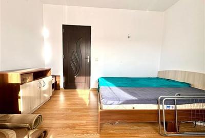 Apartament 3 camere , 52 mp , parcare in zona OMV - 4