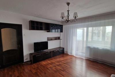 Apartament cu 3 camere decomandat în Tineretului - 2