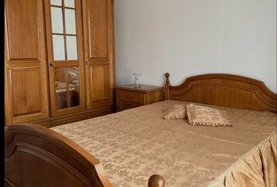 Apartament cu 3 camere decomandat în Central - 1