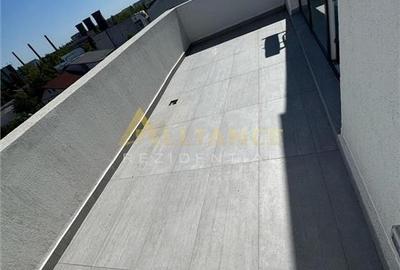 Penthouse cu 3 camere decomandat în Apărătorii Patriei - 14