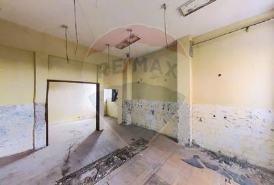 Spatiu industrial de 2060mp cu teren de 3358mp de vanzare Str Turnului - 27