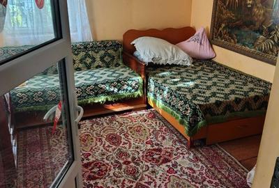 Casă cu 4 camere în Singureni - 1