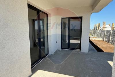 VANZARE Vila cu 4 camere in Pantelimon - 11