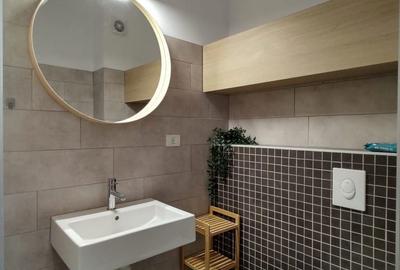 Apartament cu 2 camere decomandat în Palazu Mare - 4