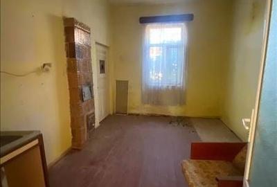 Casă cu 2 camere cu Canalizare în Central - 9