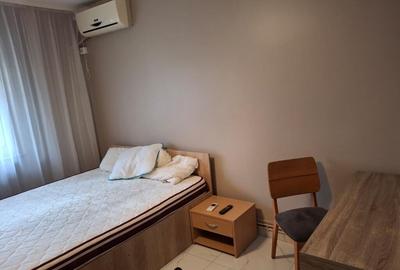 PODU RO? in spate la Jumbo Garsoniera 20 m , mobilata ?i utilata, rece - 1