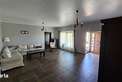 Casă cu 7 camere cu Teren 2870 Mp în Viișoara - 10