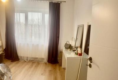 Apartament cu 3 camere semidecomandat, mobilat în Tomis III - 7