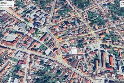 Inchiriez spatiu comercial Centru Civic Caransebes - 2
