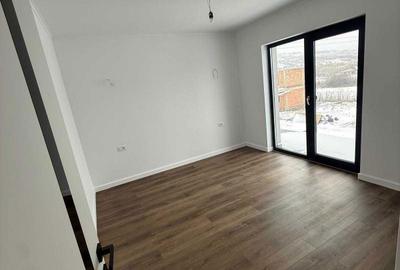 Casă cu 4 camere în Tomești - 3