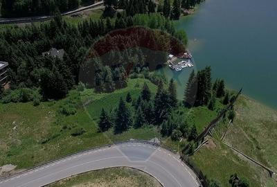 De vanzare teren cu deschidere la lac Colibi?a - 2