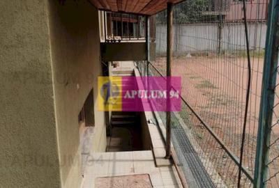 Vila Spatioasa Bucuresti Vila Spatioasa Bucuresti - 13