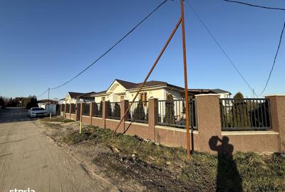 Casă cu 4 camere cu Teren 330 Mp în Păulești - 8