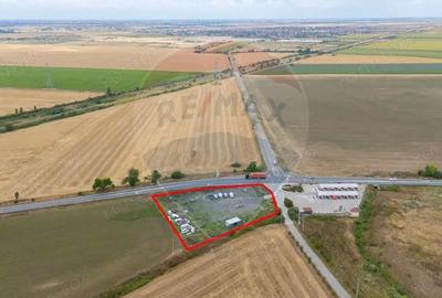 Teren de 4200 mp, în Central - 7