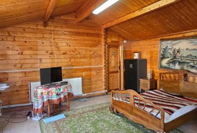 Casă cu 2 camere cu Teren 1706 Mp în Central - 8