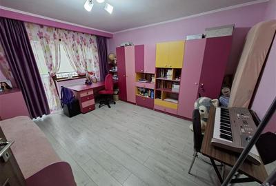 Casă individuală cu 6 camere cu Canalizare în Dâmbul Rotund - 13