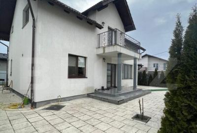 Casa superba in Livezeni - 6