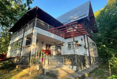 Casă cu 4 camere în Central - 5