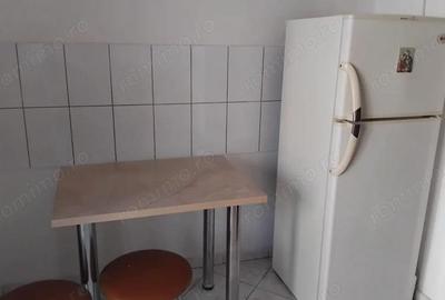 Garsonieră decomandată, mobilată în Decebal - 2