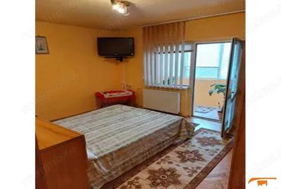 2 camere zona Steaua etaj 1 cu centrala - 6