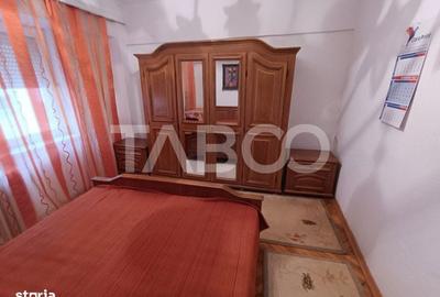 Apartament cu 3 camere semidecomandat în Ampoi 1 - 11