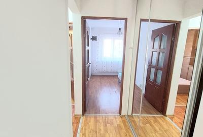 Apartament cu 3 camere decomandat în Decebal - 1