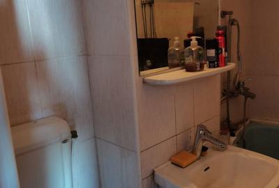 Garsonieră decomandată în Far - 3