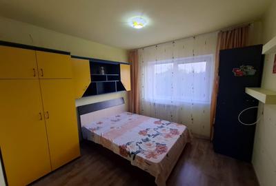 Km 4/5....apartament 2 camere decomandate, etaj 1 - 4