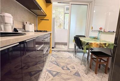Apartament cu 3 camere decomandat, mobilat în Tomis Nord - 12
