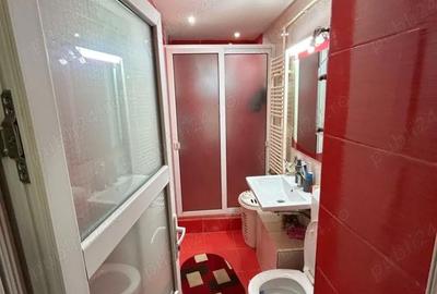 Apartament cu 2 camere nedecomandat în Micro 6 - 2