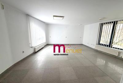 Spațiu comercial, de 110 mp, în Central - 2