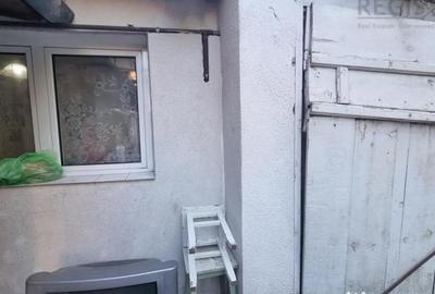 Apartament cu 4 camere semidecomandat, mobilat în 15 Noiembrie - 1