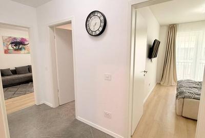Apartament cu 2 camere decomandat, mobilat în Tractorul - 11