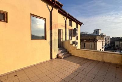 Vila cu 18 camere de vanzare in zona Peninsula - 10