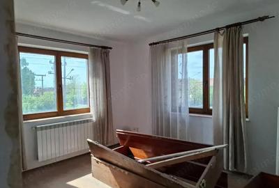 Casă cu 4 camere cu Teren 533 Mp în Nădlac - 5