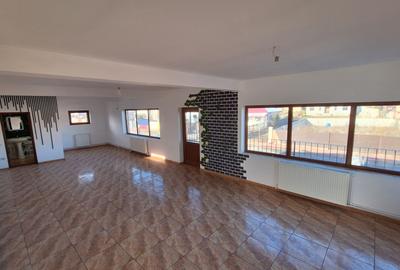 Spațiu comercial, de 100 mp, în Valu lui Traian - 3