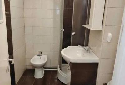 Vand apartament 2 camere decomandate, zona Narcisa, etaj mic - 6