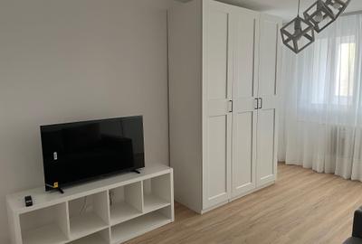 Apartament cu 3 camere semidecomandat în Central - 6