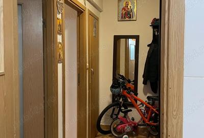 Vanzare Garsoniera sector 6 - 1