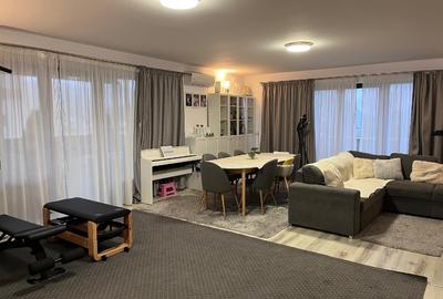 Apartament cu 5 camere decomandat în Noua - 3