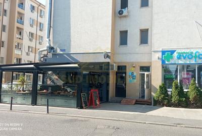 Spațiu comercial, de 157 mp, în Central - 12