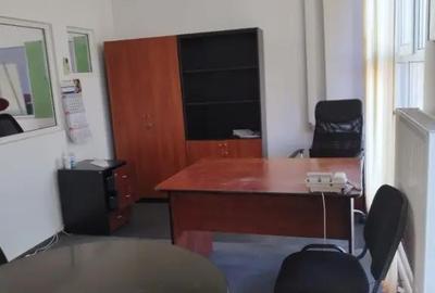 Spațiu comercial, de 150 mp, în Depozitelor - 7
