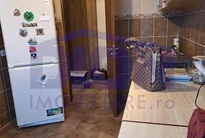 Garsoniera Brancusi,  bloc 2010, centrala - 4