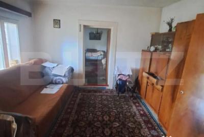 Casă cu 2 camere cu Teren 1000 Mp în Vulcan