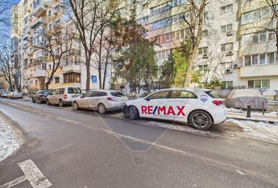 De vanzare | Apartament 3 camere, 2 bai, parcare ADP | Tei - 9