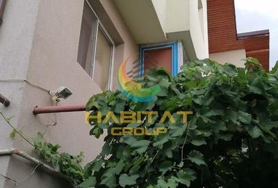 Casă individuală cu 7 camere cu Canalizare în Vitan - 1