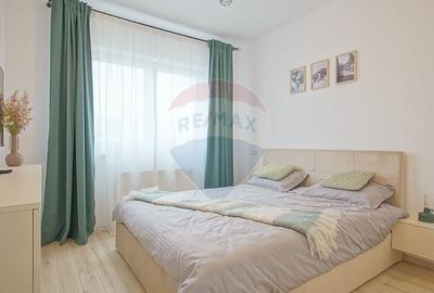 Apartament cu 2 camere semidecomandat în Tractorul - 13